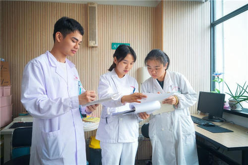 内蒙古康复理疗师资格证书报考流程和需要多少费用